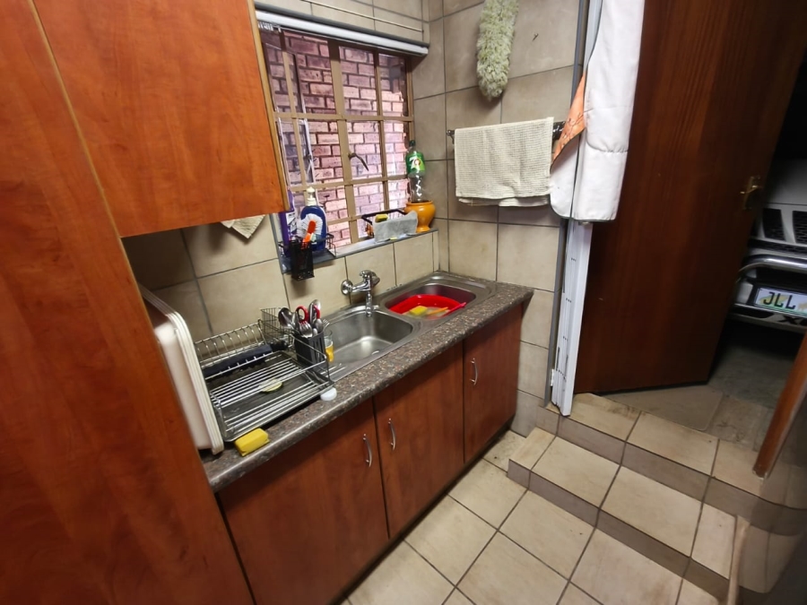 3 Bedroom Property for Sale in Safari Gardens North West